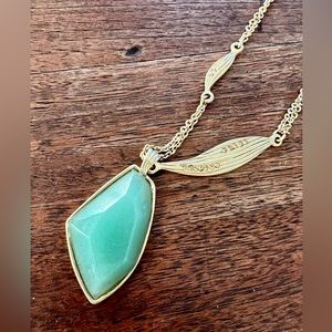 CHLOE + ISABEL Green Gilded Reeds Aventurine Pendant Necklace
